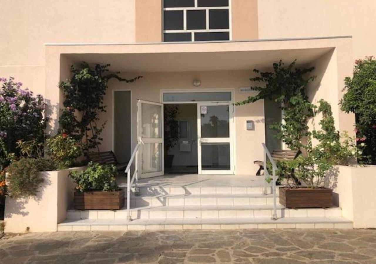 Studio Direct Plage Le Lavandou Εξωτερικό φωτογραφία